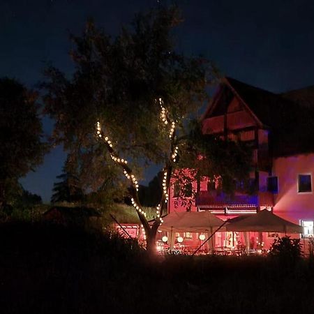 Gasthaus Zum Schneider พอทเทนชไตน์ ภายนอก รูปภาพ