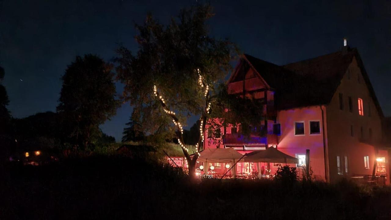 Gasthaus Zum Schneider พอทเทนชไตน์ ภายนอก รูปภาพ